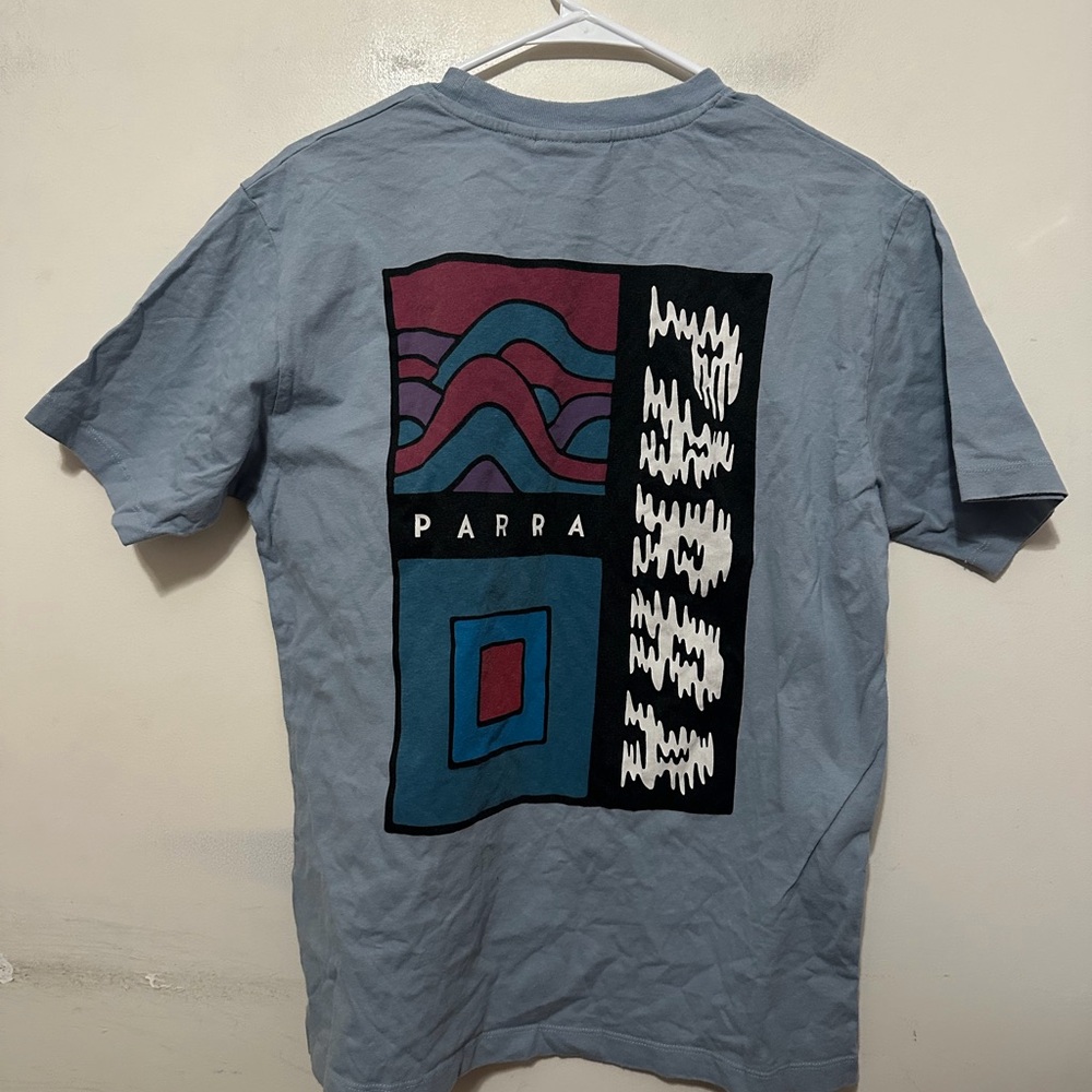 By Parra Wave Block Tremors T-Shirt in dusty blue Men’s Size Small